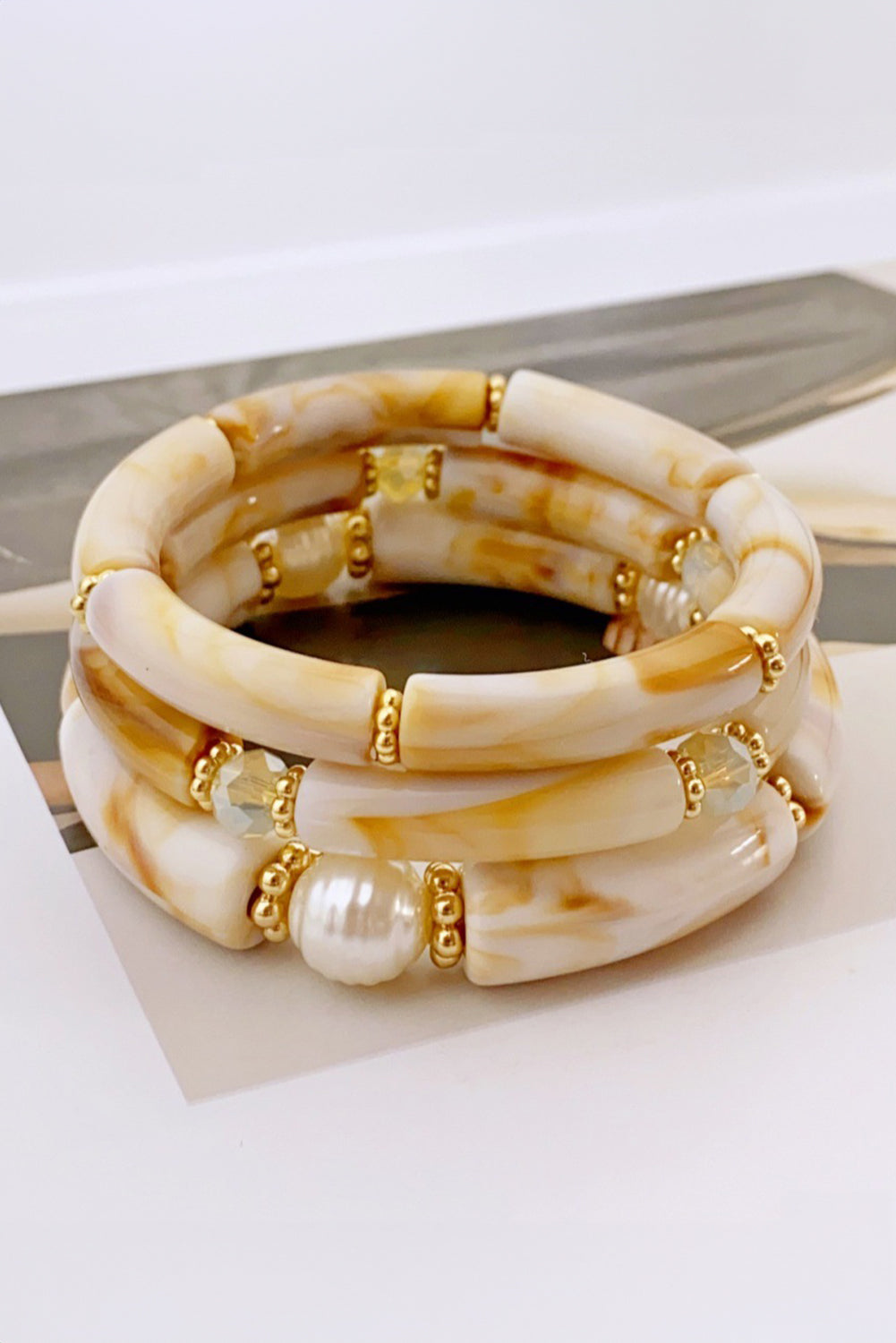 White 3pcs Boho Vintage Acrylic Beaded Bracelet Set